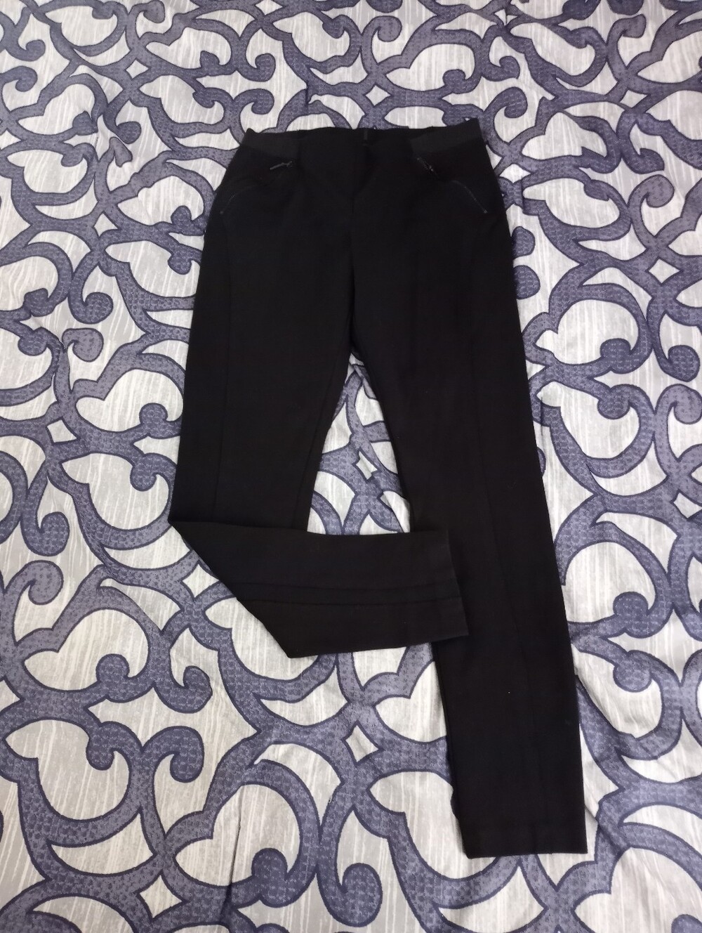 ELIE TAHARI Skinny Dress Pants